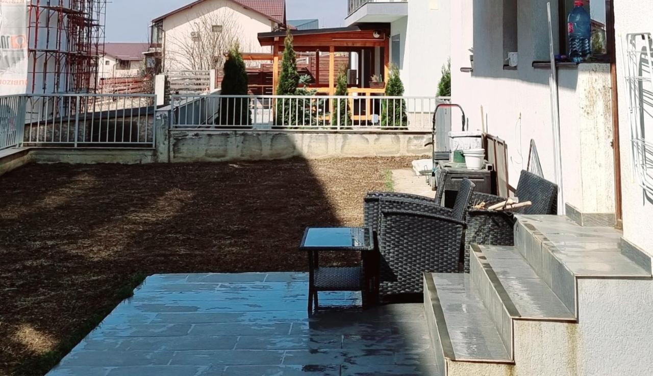 Apartament Mon Jardin - Iasi Lägenhet Exteriör bild